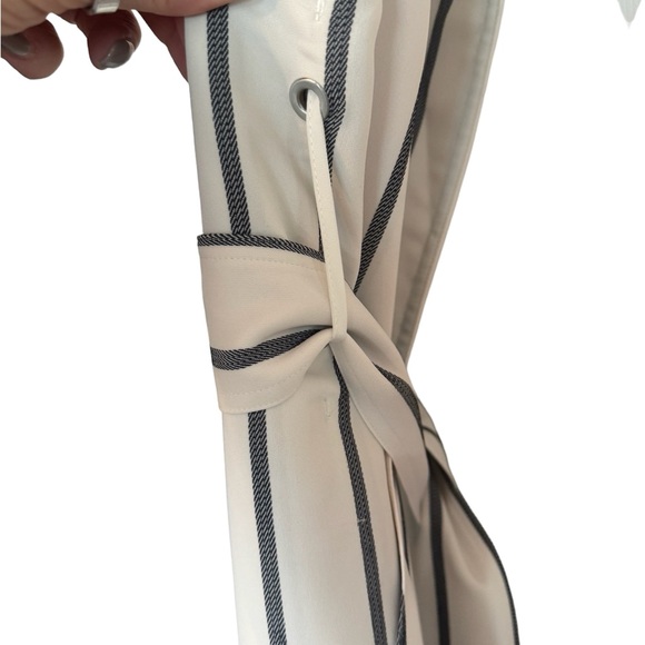 Babaton - Aritzia Kahlo Robe Coat - size medium - white with black stripes - Picture 4 of 6